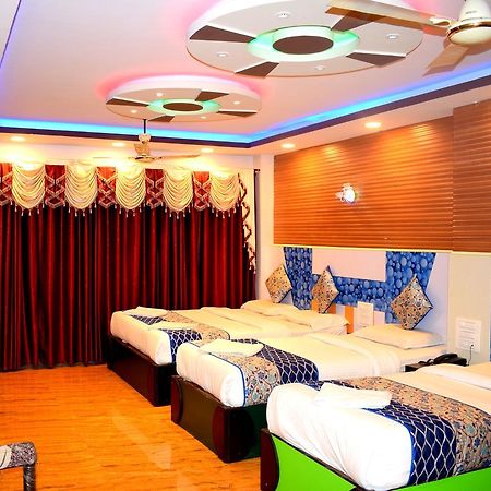 Hotel Kaveri Palace Májszúr Kültér fotó