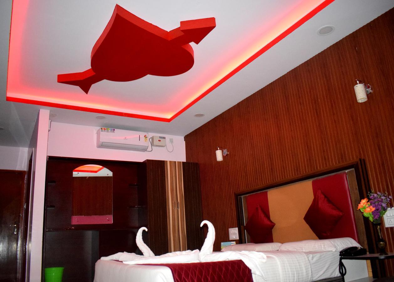 Hotel Kaveri Palace Májszúr Kültér fotó