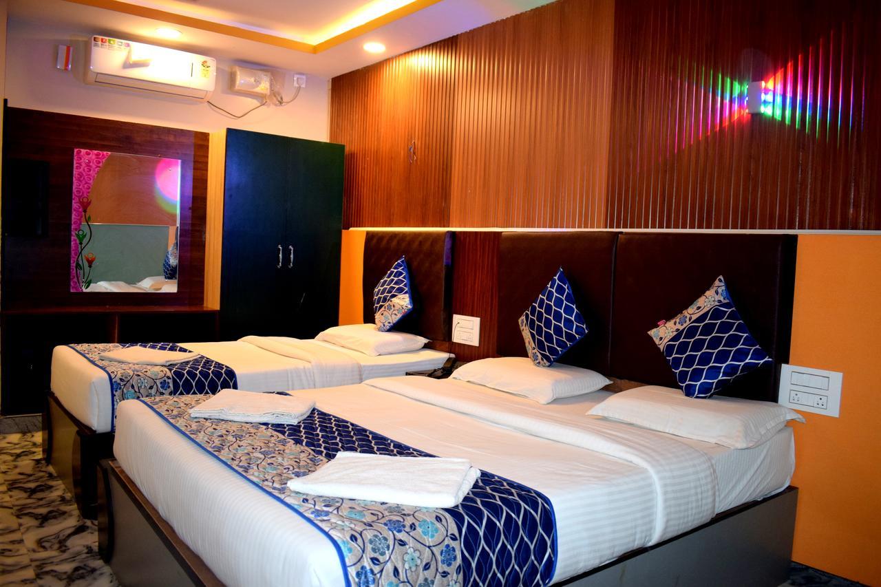 Hotel Kaveri Palace Májszúr Kültér fotó